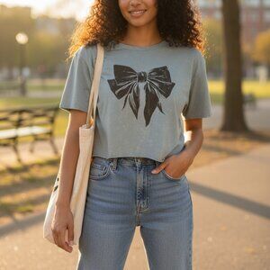 Bow Graphic Mineral Washed Long Crop Cotton Tee